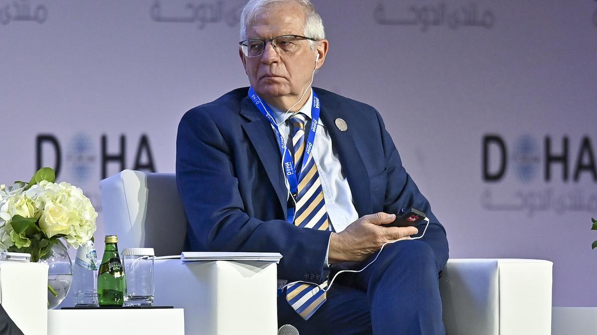 Borrell avisa de que Rusia &quot;está haciendo de Ucrania una segunda Siria&quot;.