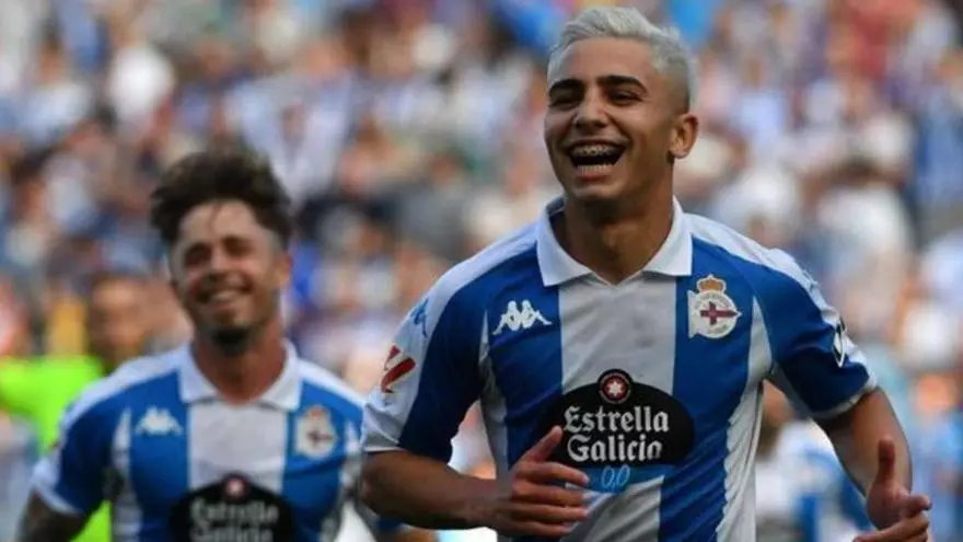 Yeremay asegura su continuidad en el Deportivo: "Claro que me quedo"
