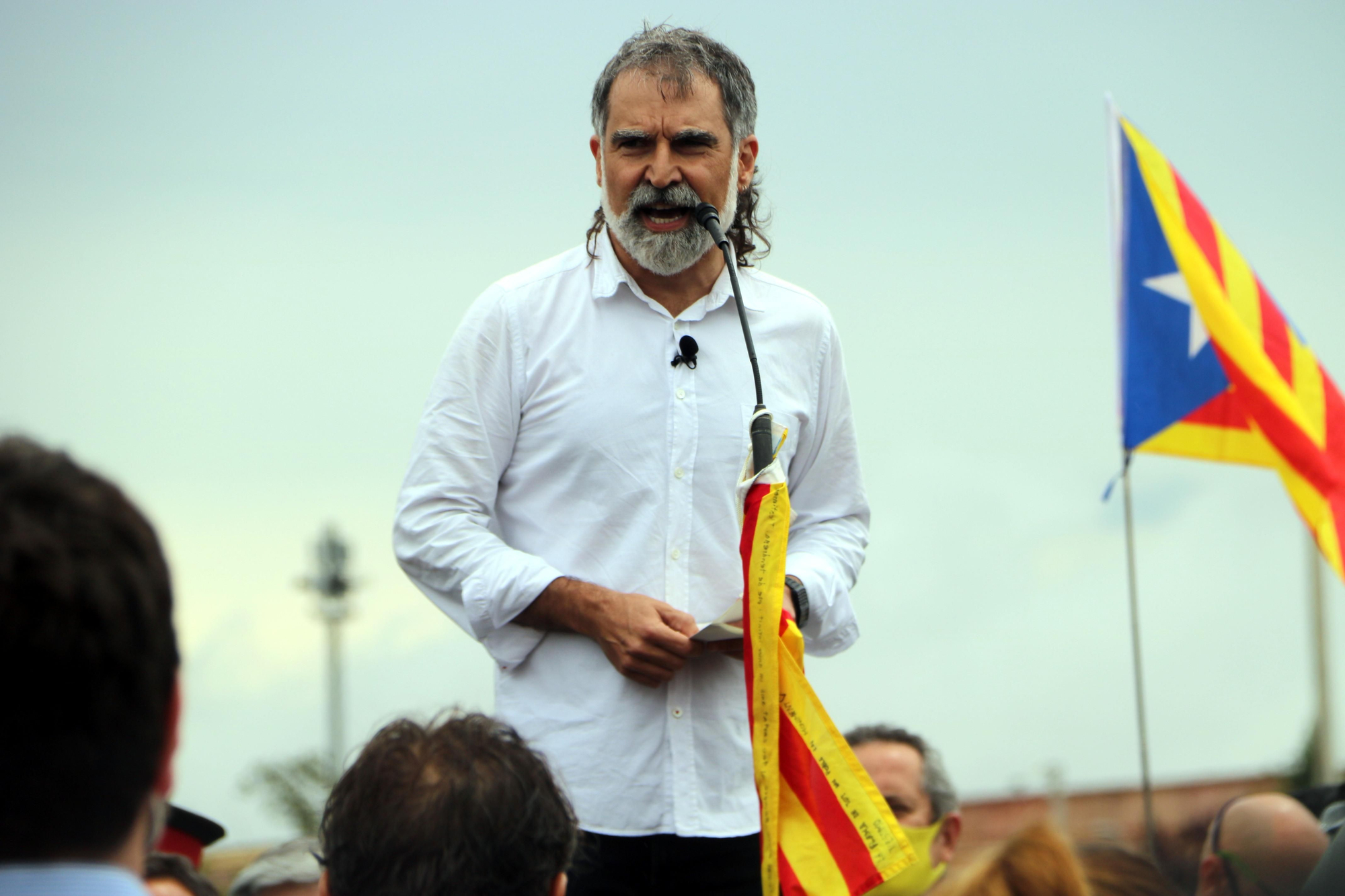 Jordi Cuixart durant els parlaments a les portes de Lledoners