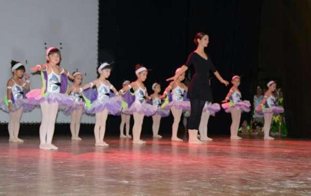 &quot;A Cepa&quot;, Vanesa Sotelo, José Pena, Maite Quiñones e Xerardo Dasairas, premios Gala da Cultura de Cangas