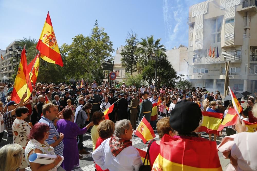 Misa y acto castrense en el cuertel de la Compañía de la Guardia Civil de Torrevieja y la Vega Baja el día de la Virgen del Pilar