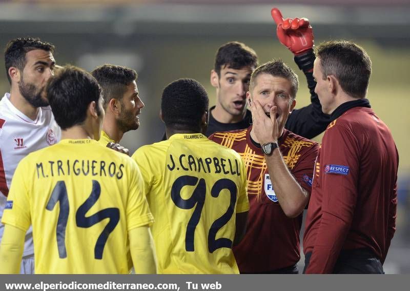 Galería de fotos -- Villarreal CF - Sevilla