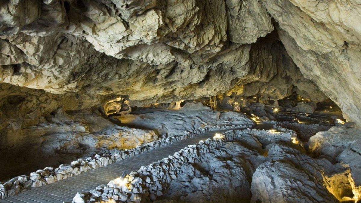 La Cueva de las Ventanas es una auténtica "catedral subterránea" compuesta por varias salas majestuosas.