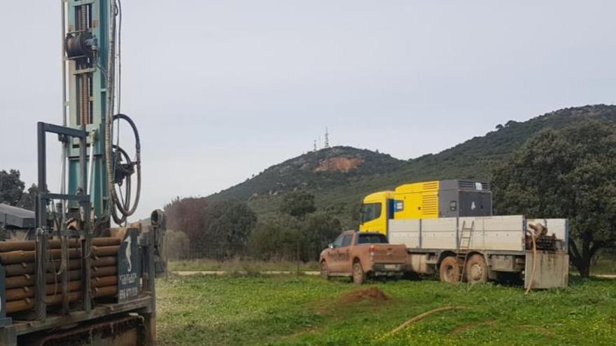 La empresa minera ya se ha hecho con la mitad del suelo para su planta industrial en Cáceres