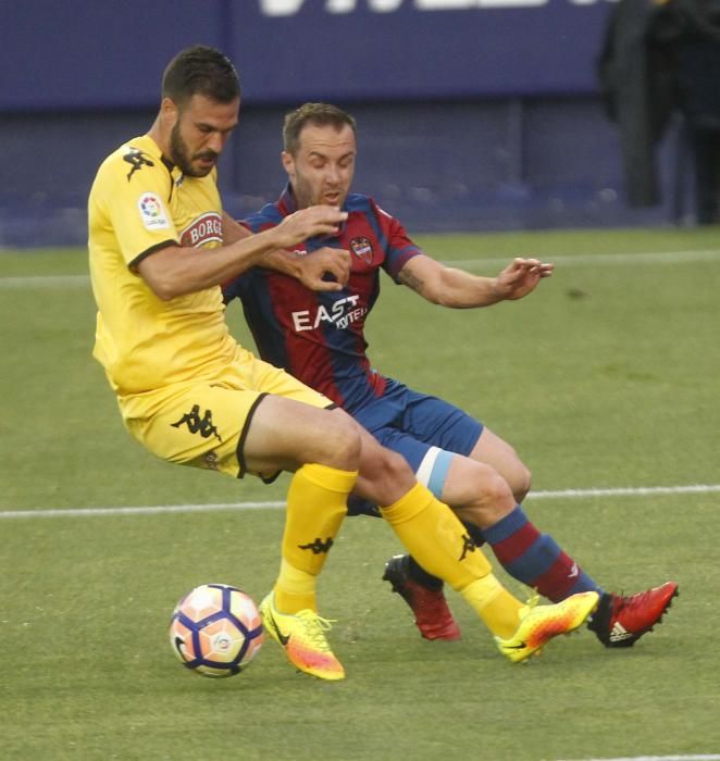 Levante - Reus, en imágenes