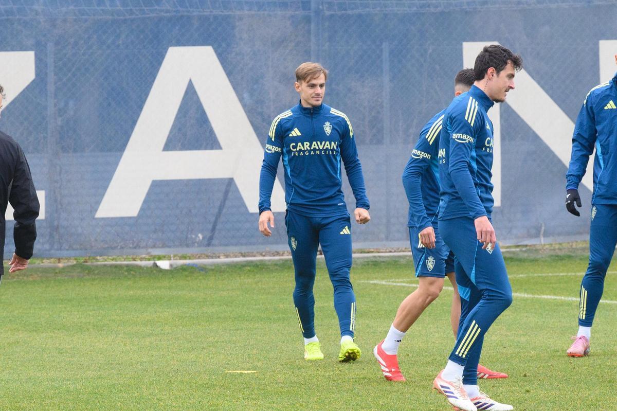 Dani Gómez. durante un entrenamiento en la Ciudad Deportiva.