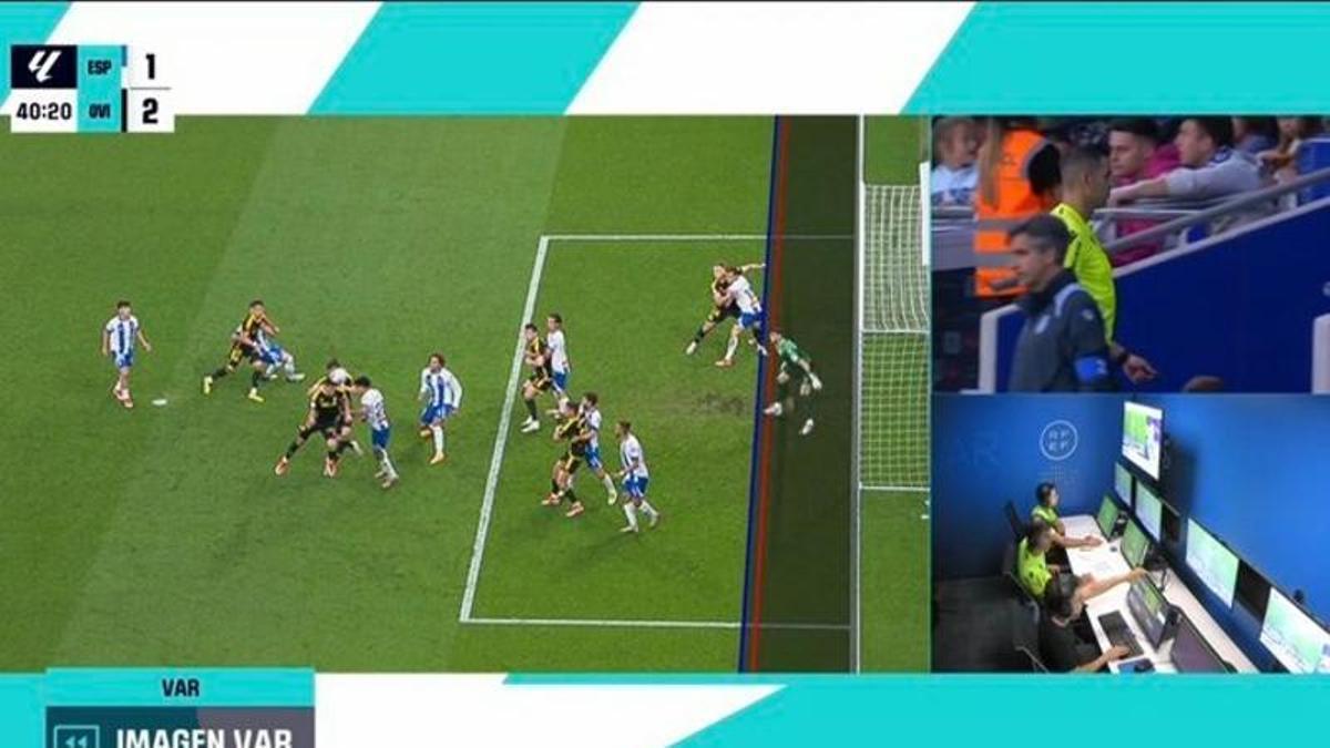 Captura de la imagen del VAR que determinó el fuera de juego de Alemão en el que hubiera sido el 1-2 del Oviedo ante el Espanyol