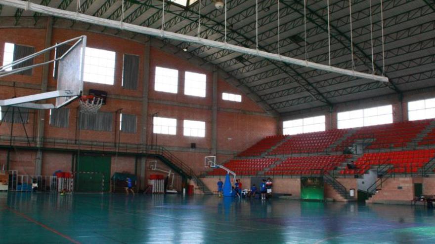 Interior del pabellón polideportivo.