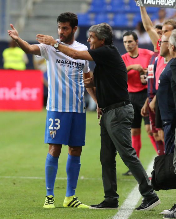 El conjunto de Juande Ramos remonta y logra su primera victoria en la liga.