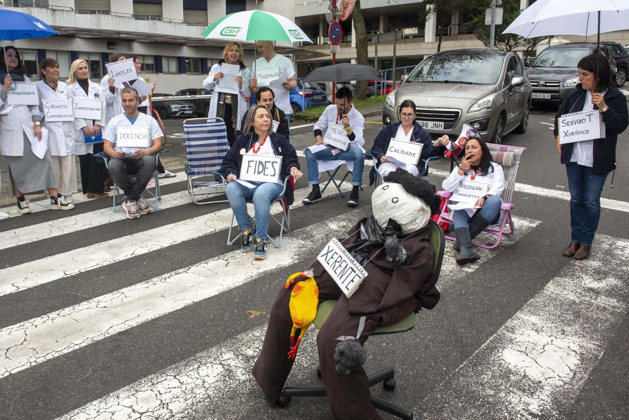 Personal del hospital de A Coruña protesta por la «nefasta gestión» en el traslado a ExpoCoruña