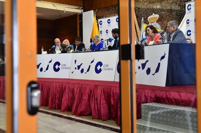 07/05/2019 LAS PALMAS DE GRAN CANARIA. .Los candidatos de los principales partidos al Cabildo de Gran Canaria contrastan sus propuestas en un debate organizado or la cadena COPE, en el Real Club Náutico de Gran Canaria. Nueva Canarias, Antonio Morales. JxGC Coalición Canaria, José Miguel Bravo de Laguna. PP AV, Marco Aurelio Pérez. Sí Podemos, Sara Ramírez. PSOE, Luis Ibarra.  Fotógrafa: YAIZA SOCORRO.  | 07/05/2019 | Fotógrafo: Yaiza Socorro