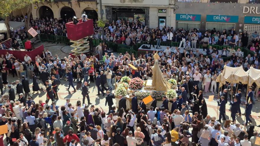 Una "Procesión de las Aleluyas" que llena Elche de pasión y fe
