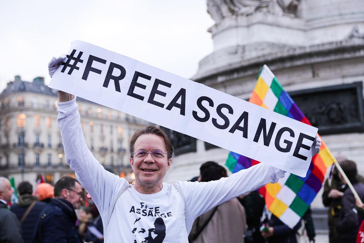 Multiples concentraciones por la libertad de Julian Assange