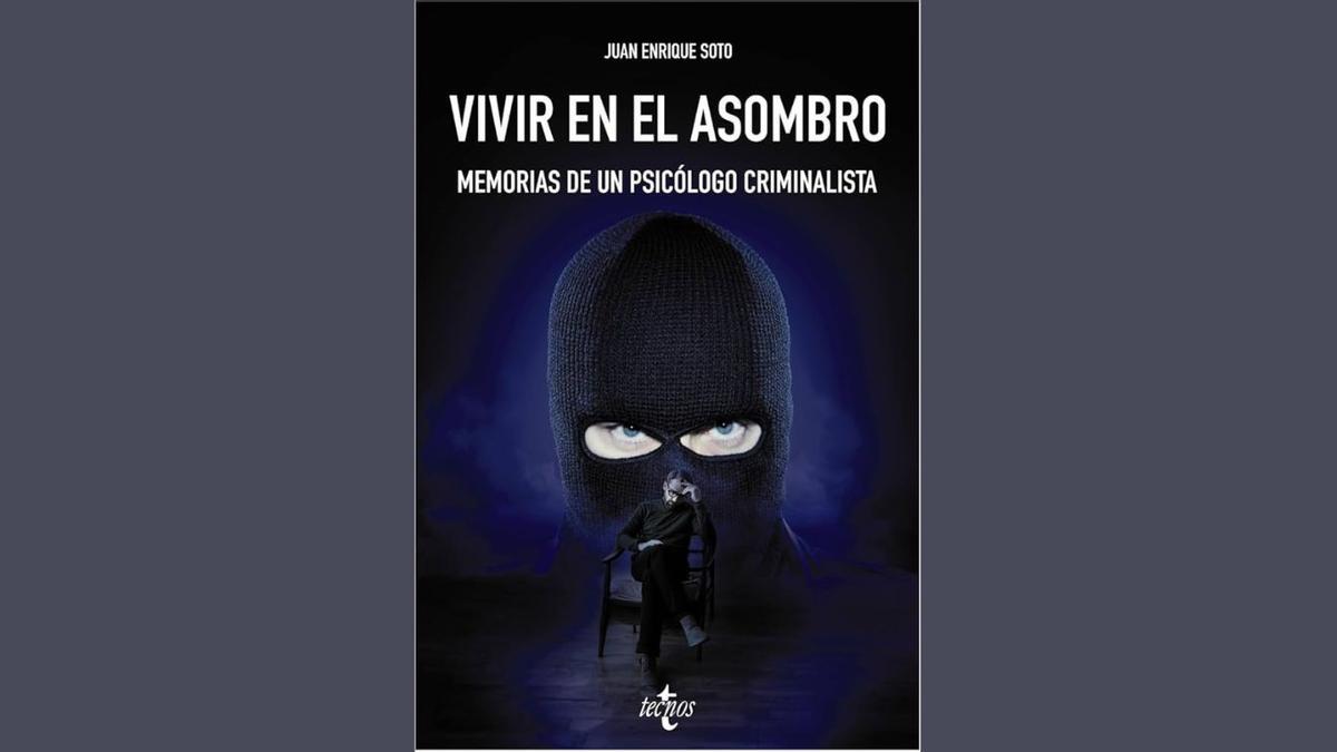 Portada del libro 'Vivir en el asombro' de Juan Enrique Soto