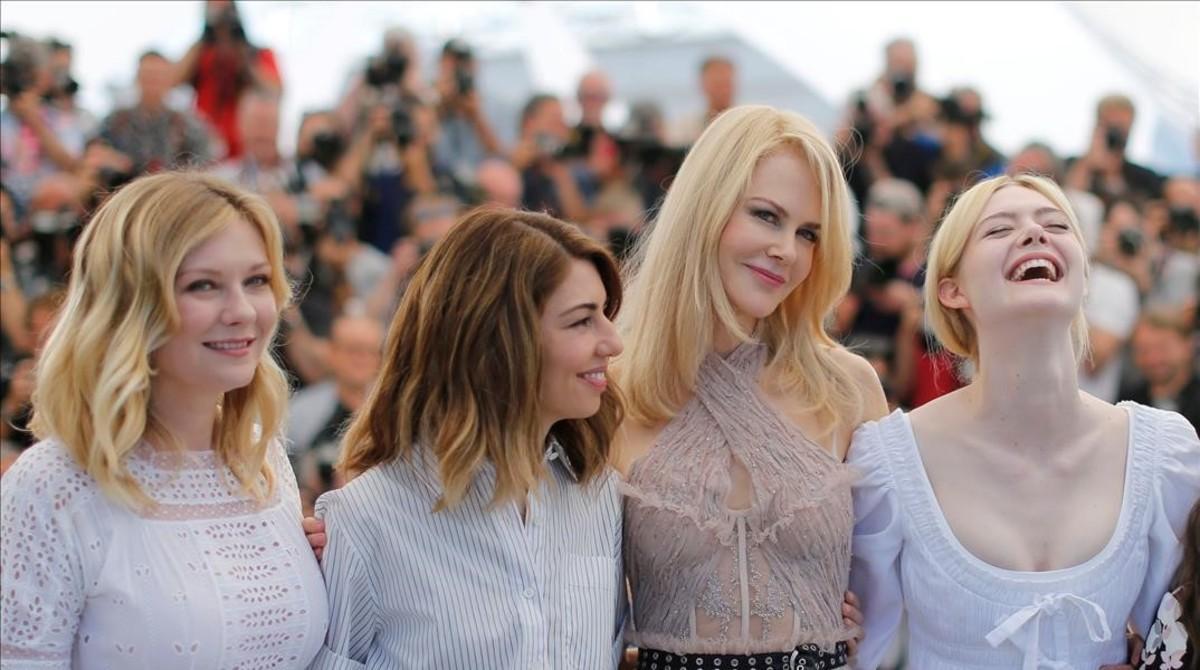 zentauroepp38581700 70th cannes film festival photocall for the film the begu170524194746 zentauroepp38581700 70th cannes film festival photocall for the film the begu170524194746
