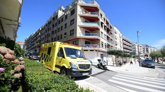 Ambulancia en Sanxenxo en agosto.
