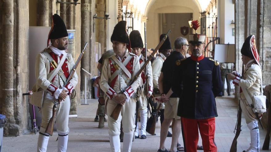 La Capitanía abre las puertas al público con motivo del Día de las Fuerzas Armadas