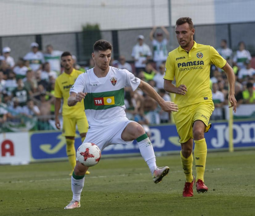 Ascenso Elche CF: imágenes del partido ante el Villarreal B y fiesta sobre el césped