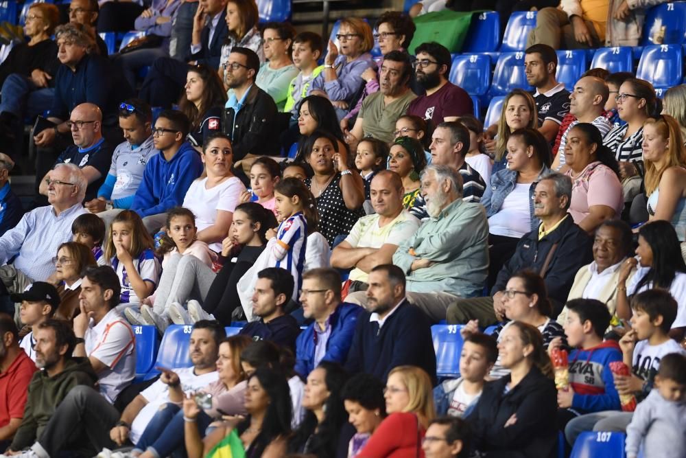 El Dépor golea al Corinthians en Riazor