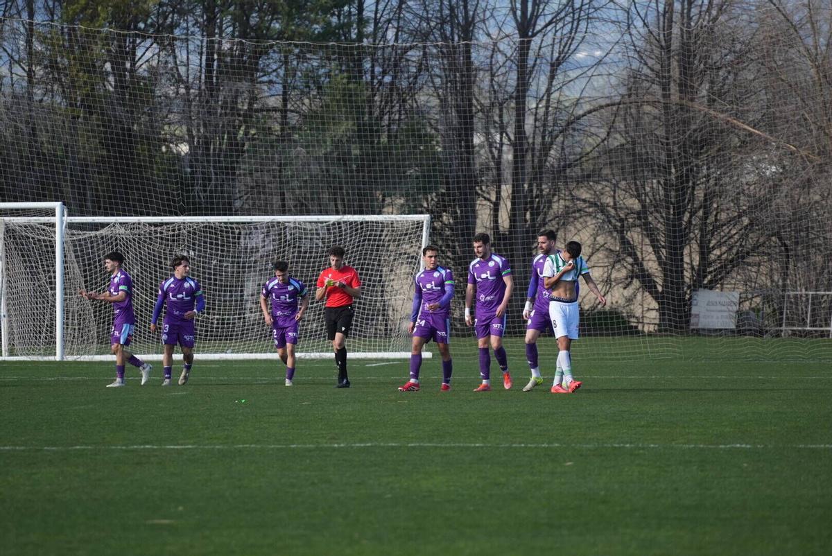 El Córdoba B - Cuidad de Lucena, en imágenes