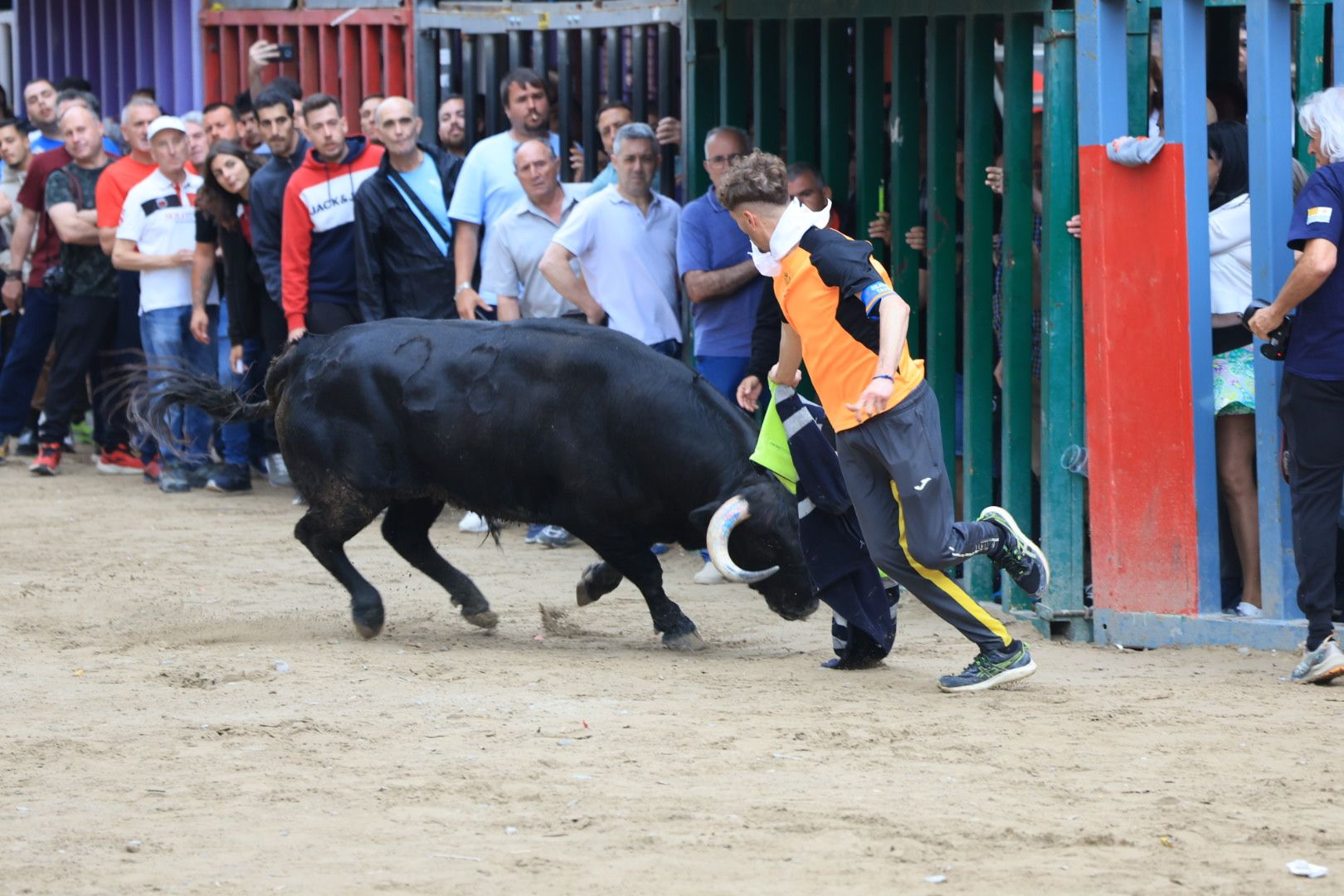 FOTOGALERÍA I Las imágenes de la segunda jornada taurina de las fiestas de Vila-real