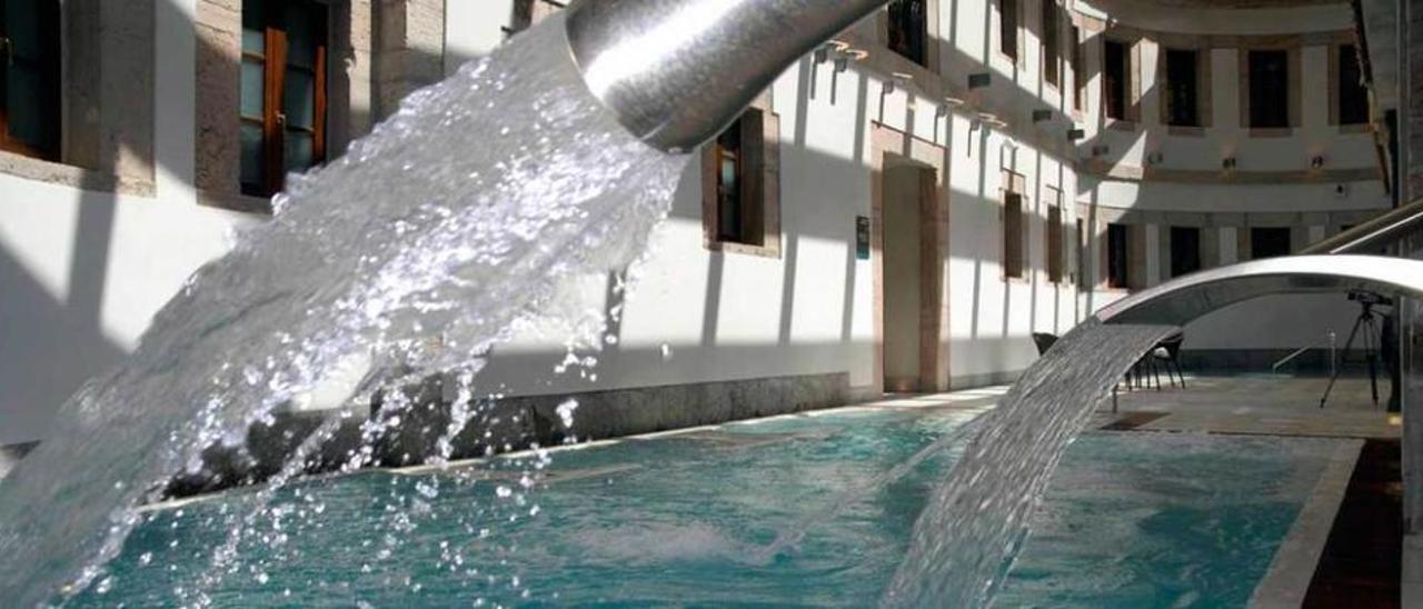 Chorros de agua en un balneario.