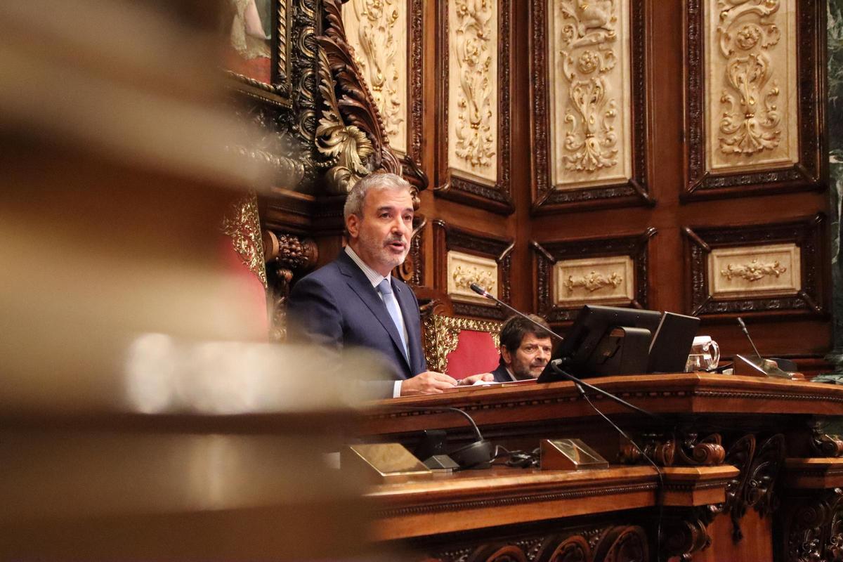 L’Ajuntament de Barcelona apuja un 4% els sous amb l’abstenció d’ERC i el ‘no’ dels Comuns i Vox L’Ajuntament de Barcelona apuja un 4% els sous amb l’abstenció d’ERC i el ‘no’ dels Comuns i Vox