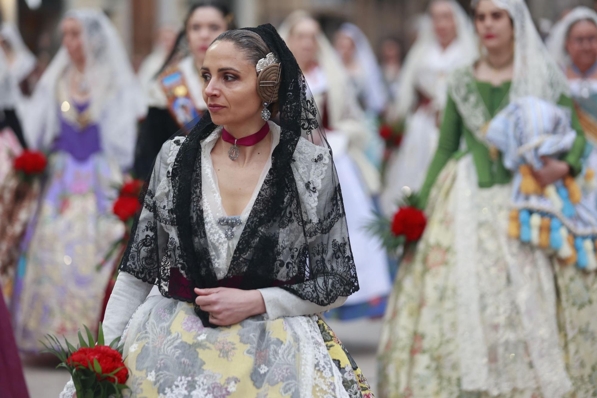 Búscate en el segundo día de ofrenda por la calle Quart (entre las 18:00 a las 19:00 horas)