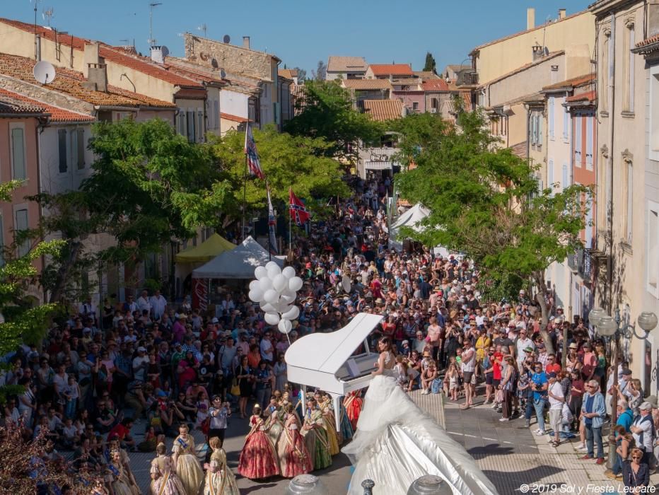 Las Fallas se exhiben en el Festival sol y Fiesta de Leucate (Francia)