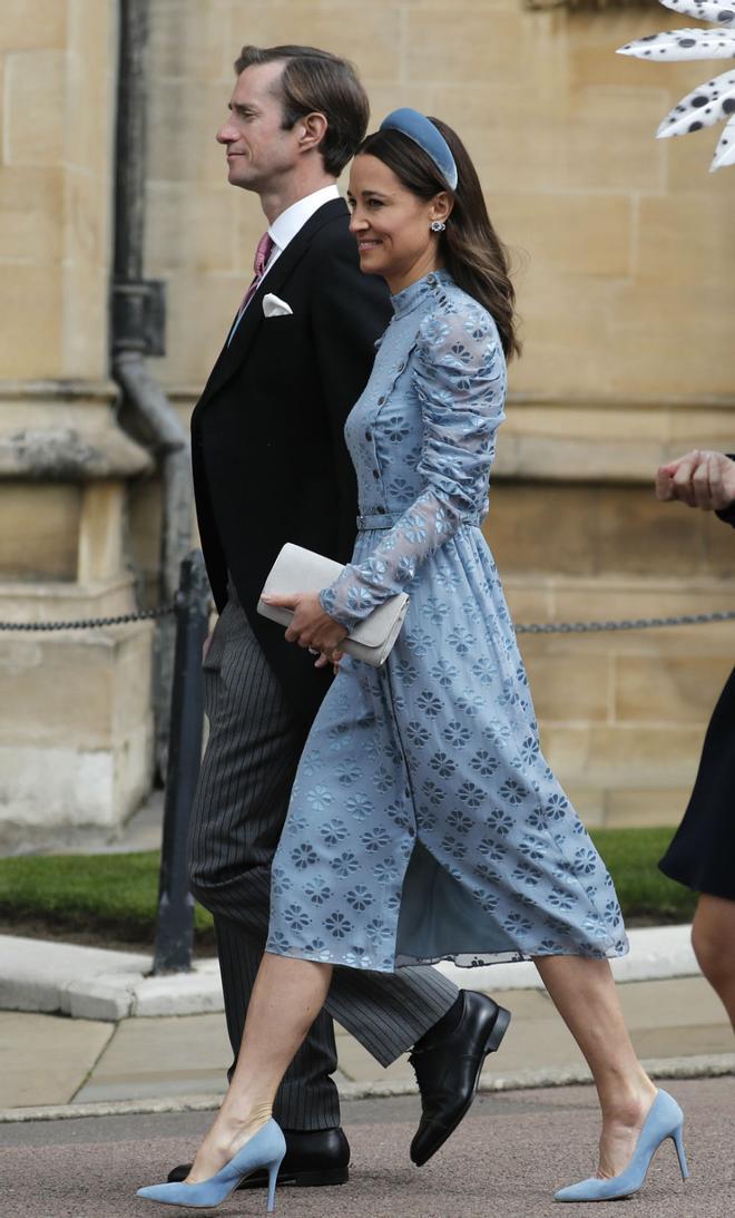 Kate Middleton con tota look en azul firmado por Kate Spade