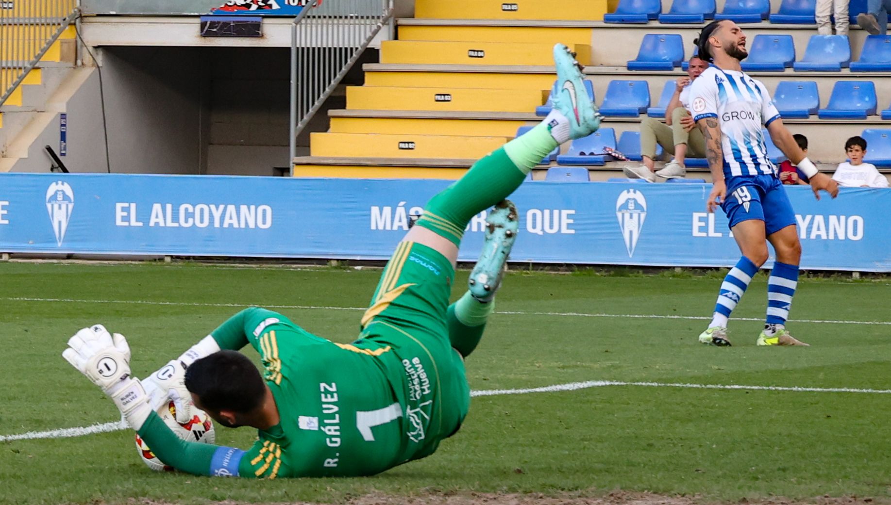 El Alcoyano de Garrido empata ante el Recreativo de Huelva 0 - 0