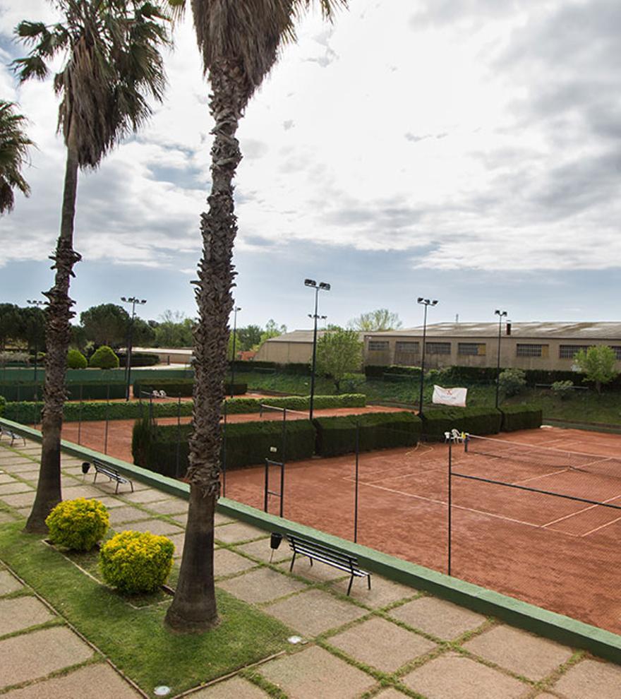 Club Tennis Figueres busca recepcionista