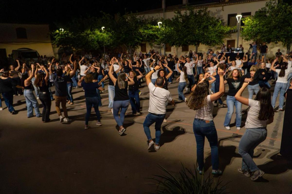 FOTOS | Aires de Pagesia brinda por su 50 aniversario