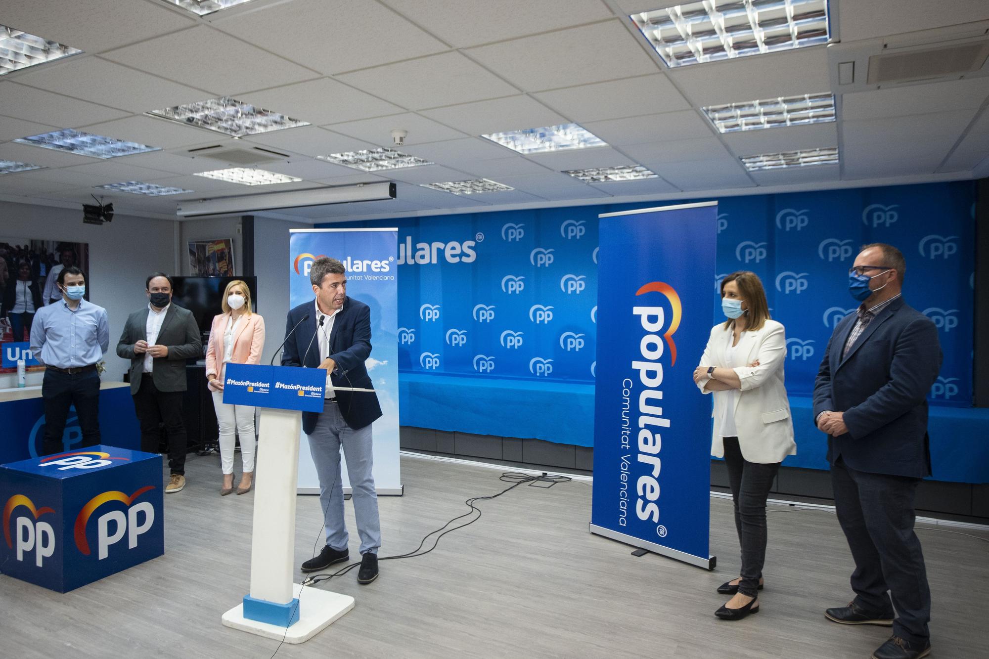 Carlos Mazón se rodea de caras conocidas en la presentación de su candidatura