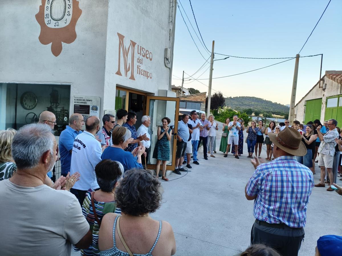 Un momento de la apertura del Museo del Tiempo, en Biscarrués.
