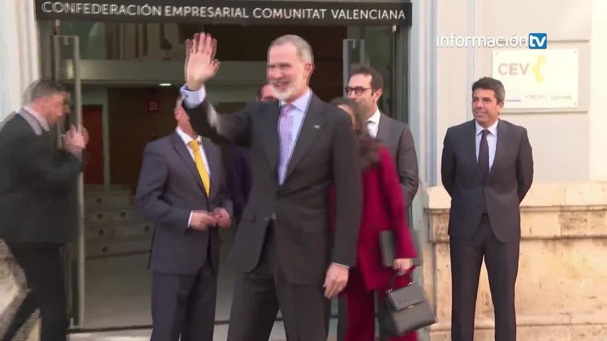Carlos Mazón recibe a los Reyes en Valencia por sexta vez tras la dana, en una visita sin pancartas ni gritos de dimisión