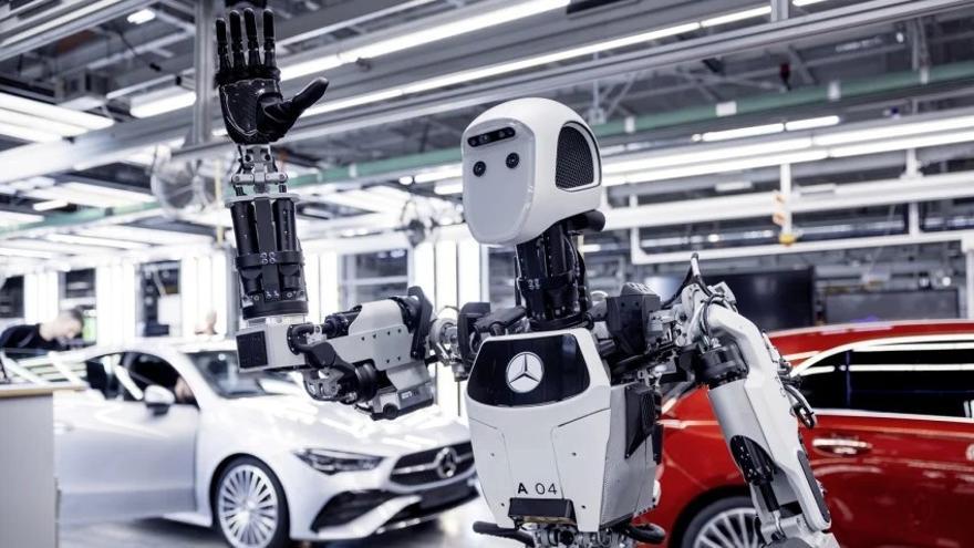 Los robots humanoides llegan a la industria automotriz
