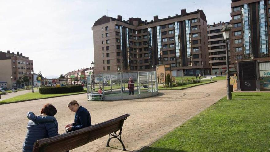 La plaza Ángel González, donde los vecinos denuncian inseguridad.