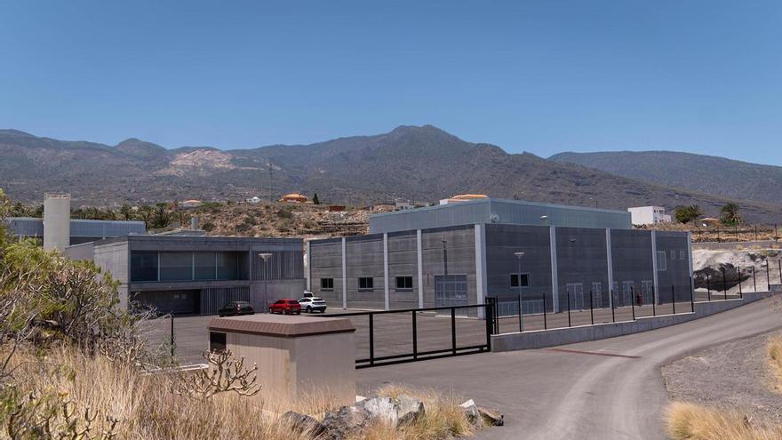 Four Canary Islands Mayors to Stand Trial Over Environmental Crimes in Tenerife