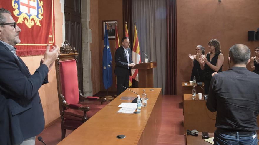 Junyent va ser aplaudit pels regidors al final del seu parlament |