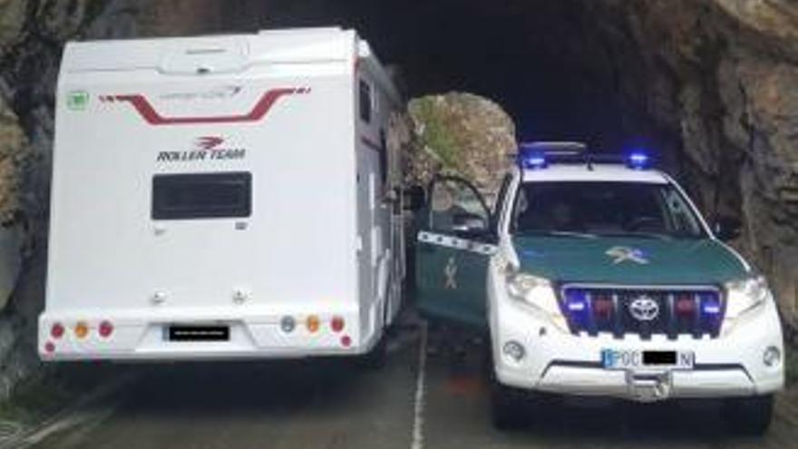 Cazan a una familia de Valencia de viaje en autocaravana en pleno estado de alarma