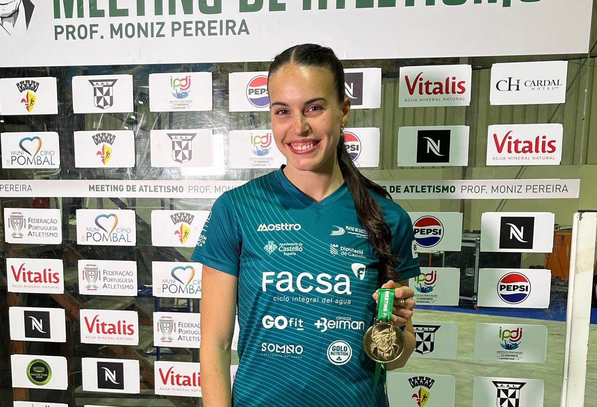 Carmen Avilés, con una medalla conquistada esta temporada.