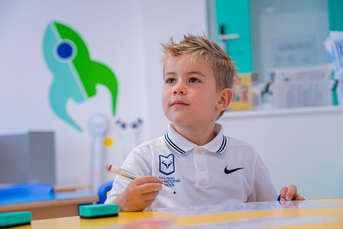 El Rafal Nadal School transmite los valores y el ADN de su fundador, Rafa Nadal.