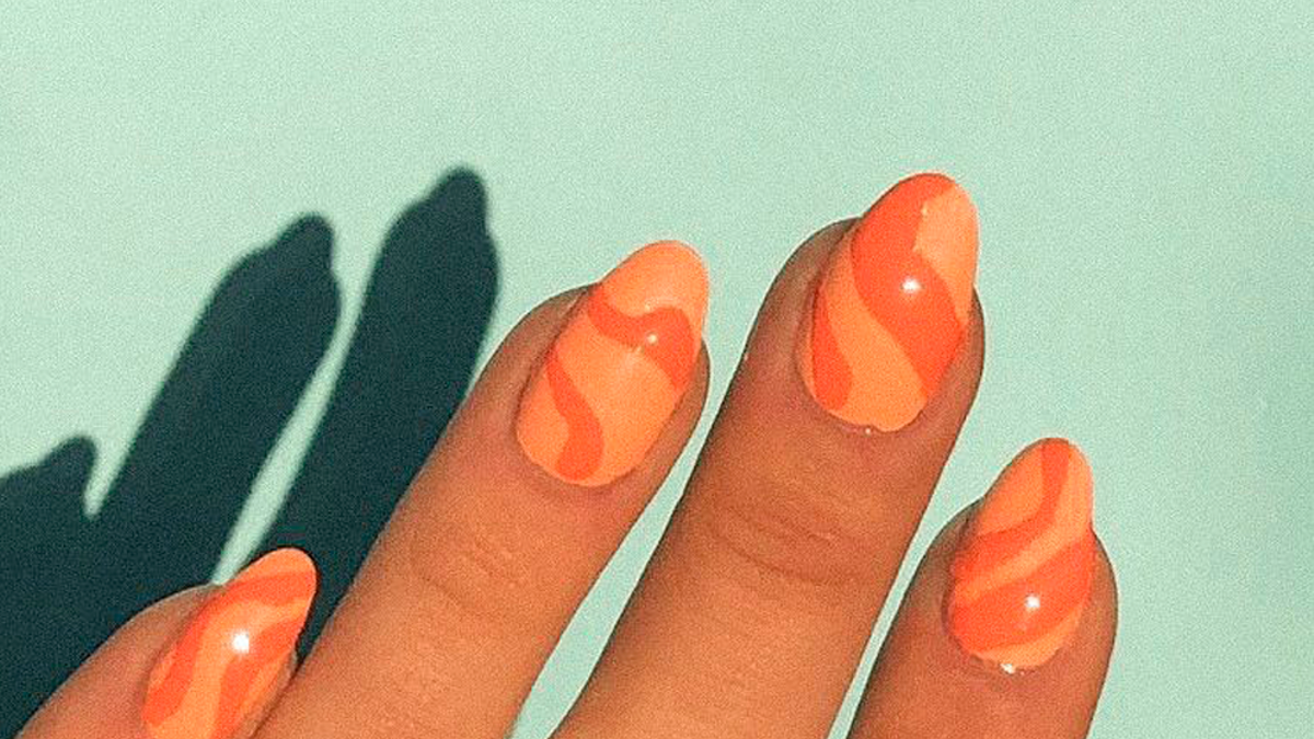 Uñas naranjas: el color de moda está en tus manos