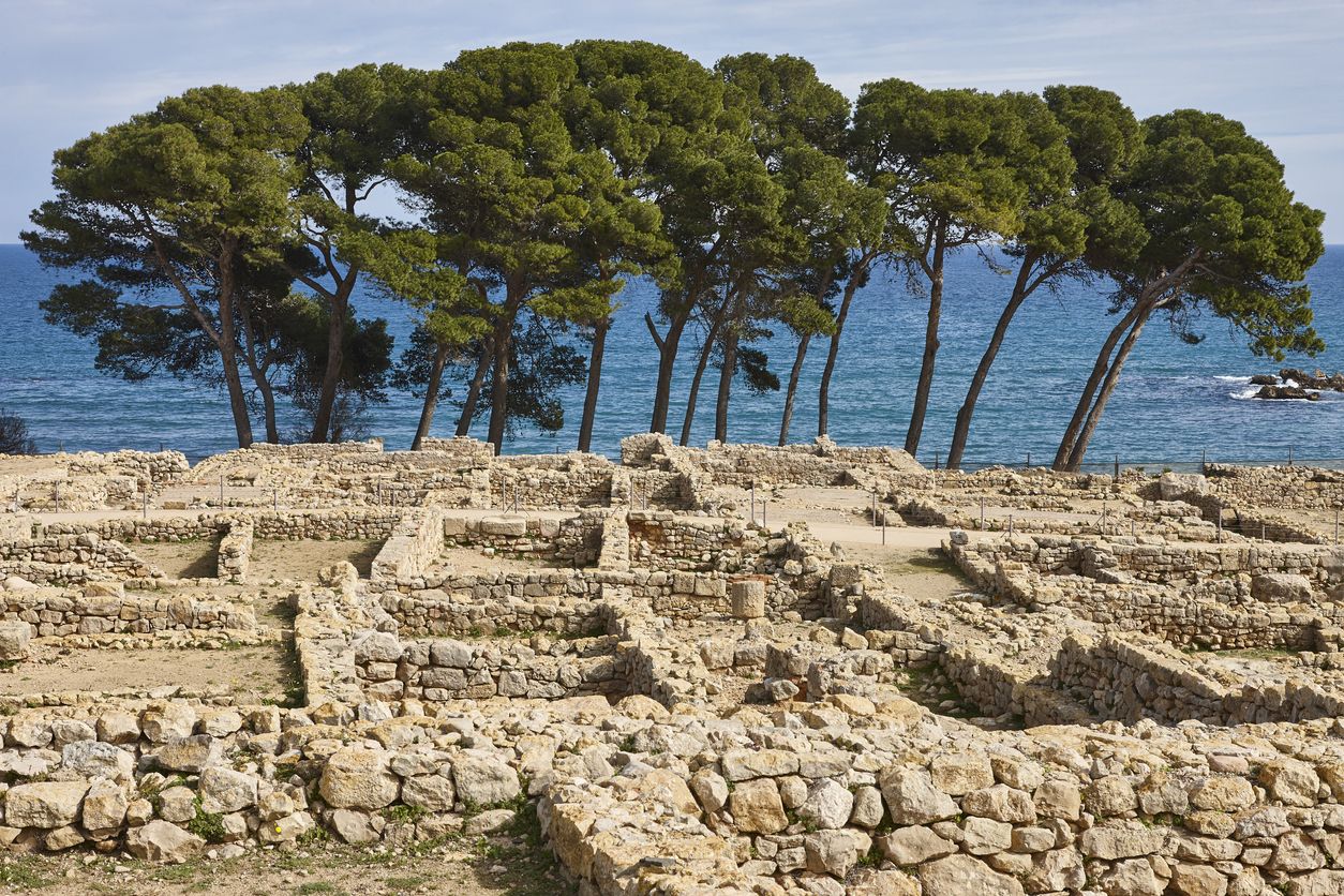 Ruinas romanas y griegas en la Costa Brava.