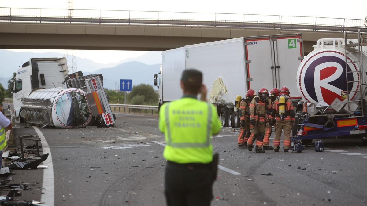 Tres camiones sufrieron un accidente hace escasos días en el peaje sur de Castellón.