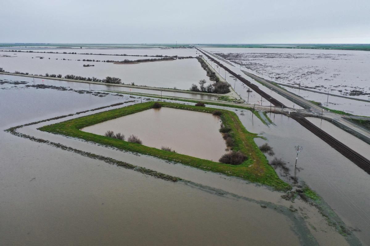 Inundaciones en el condado de Tulare, en California