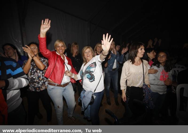 GALERÍA DE FOTOS -- Miles de castellonenses vibran con el concierto de Sergio Dalma en Onda