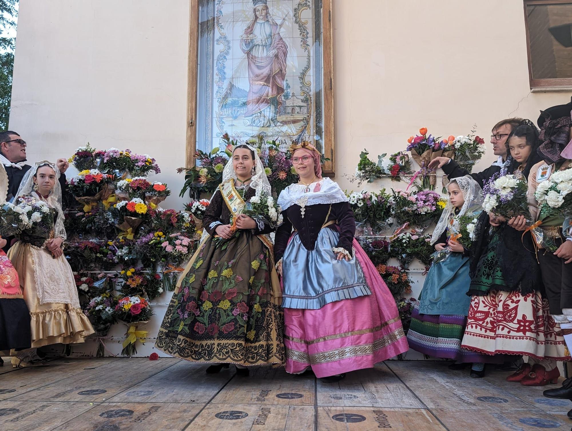 Fotos de la ofrenda y la procesión en las fiestas de Benicàssim