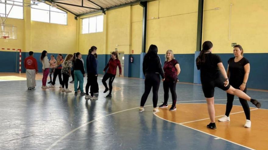 Curso de defensa personal en Fernando II